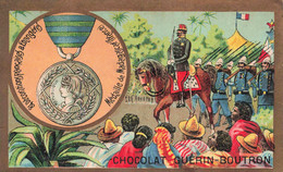 CHROMOS - S09944 - Chocolat Guérin Boutron - Décorations Militaire Médaille Madagascar France - Env.10,5x6,2cm - L2 - Guerin Boutron