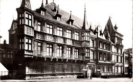 (3 Oø 11) Luxembourg Posted To FRance 1961 - B/w - Palais Grand-Ducal - Châteaux