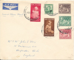 New Zealand Cover Sent To England 9-12-1956 With More Stamps With 4 Hinged Marks On The Backside Of The Cover - Brieven En Documenten