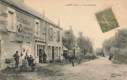 Léré * Les Houards * DAGUENEAU Aubergiste Epicerie Mercerie Vin Liqueur Dépôt De Pain * Villageois Hameau Village - Lere