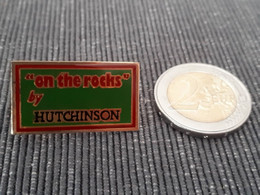 PIN'S PINS PNEUS PNEUMATIQUES HUTCHITSON - Trademarks