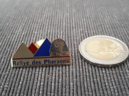 PIN'S PINS MOTO MOTORBIKE RALLYE DES PHARAONS 1991 - Motorfietsen