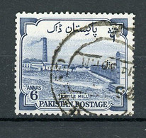 PAKISTAN : USINE DE TEXTILE  - N° Yvert 74 Obli. - Pakistan