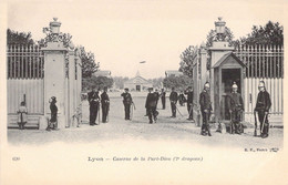 MILITARIAT - LYON - Caserne De La Part Dieu - 2è Dragon - Carte Postale Ancienne - Barracks