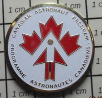 312a  Pin's Pins / Beau Et Rare /  ESPACE / PROGRAMME ASTRONAUTES CANADIENS CANADIAN ASTRONAUT PROGRAM - Espacio