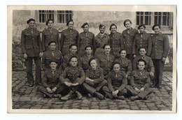 CPA 3323 - MILITARIA - Carte Photo Militaire - Un Groupe De Soldats à VERSAILLES - Characters