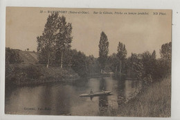 Gargenville (78) : Barque Pendant La Pêche En Temps Prohibé Hameau De Rangiport En 1910 (animé) PF. - Gargenville