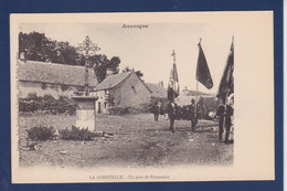 CPA [63] Puy-de-Dôme > La Godivelle Non Circulé Procession - Andere & Zonder Classificatie