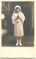 Children Portraits & Scene Vintage Photography Girl Beauty White Wedding Dress Praying Rozarium Communion - Comunioni