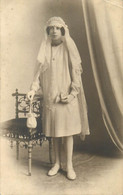 Children Portraits & Scene Vintage Photography Elegant Dressed Girl With Veil And Purse Communion - Comuniones