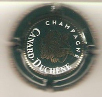 CAPSULE DE MUSELET CHAMPAGNE CANARD DUCHENE  (blanc Et Or Sur Vert Bouteille) - Canard Duchêne