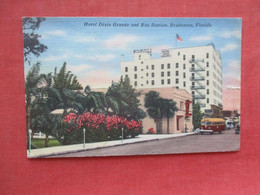 Hotel Dixie Grande  & Bus Station.   Bradenton  Florida > Bradenton    Ref 5935 - Bradenton