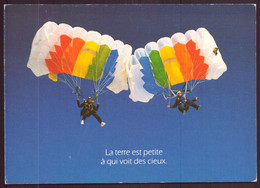 PARACHUTISME LA TERRE EST PETITE A QUI VOIT DES CIEUX - Parachutisme