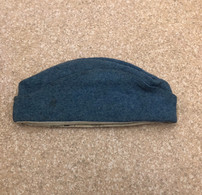 Bonnet De Police Bleu Horizon Regimenté Et Daté 1916 - Helme & Hauben