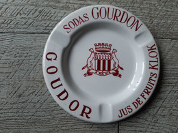 Cendrier Publicitaire Sodas Gourdon Goudor Jus De Fruits Klok - Ashtrays