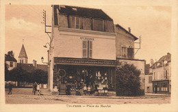 Tournan * La Place Du Marché * Commerce Magasin Bazar Parisien , Maison VILTANGE - Tournan En Brie