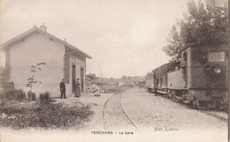 Penchard * Intérieur De La Gare * Train Wagon * Ligne Chemin De Fer - Sonstige & Ohne Zuordnung