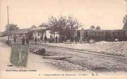 MILITARIAT - CAMP MILITAIRE DU COURNEAU - La GARE - Carte Postale Ancienne - Barracks