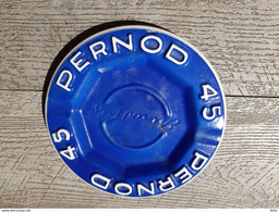 Cendrier Publicitaire Pernod 45  Publicité  Longchamp France TBE - Ashtrays