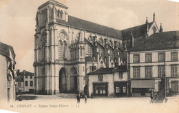 Cholet * Place Et église St Pierre * Café - Cholet