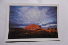 Australia - Northernterritory - The Monolith Of Ayers Rock - Non Classés