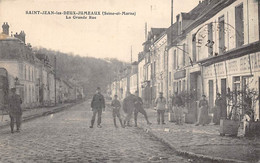 Saint Jean Les Deux Jumeaux           77        La Grande Rue  .  Café Hôtel      (voir Scan) - Autres & Non Classés