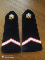 PAIRE D'EPAULETTES SERGENT , SAPEURS POMPIERS - Firemen