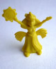 FIGURINE ASTERIX DUPONT D'ISSIGNY 1969 DANSEUSE EGYPTIENNE BRAS ECARTES JAUNE (1) - Astérix & Obélix