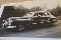 Buick Roadmaster 1946 Environ,ancienne Photo Voiture Ancètre Vieux Tacot, 9,5 Cm. Sur 6,5 Cm. - Automobiles