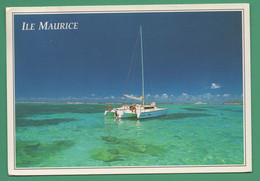 Ile Maurice Mauritius Vue De L' Ile Ronde ( Voilier Trimaran ) - Maurice