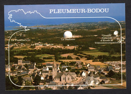 PLEUMEUR-BODOU (22 C-d'A.) L'Eglise, Le Bourg Et La Station Spaciale- Vue Aérienne (Editions D'Art Jack) - Pleumeur-Bodou