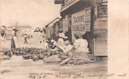 Amérique - BARBADES - Barbados - Sellers Of Pottery - Marchands De Poteries - Précurseur Voyagé (voir Les 2 Scans) - Barbados (Barbuda)