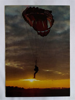 CPSM. Parachutisme - "Olympique" A L'arrivée Au Sol - Paracadutismo