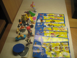 2011 Ferrero - Kinder Surprise -  DC230 - DC237 - The Looney Tunes Show - Complete Set + 8 BPZ's - Monoblocchi