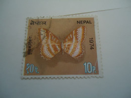 NEPAL   USED   STAMPS BUTTERFLIES - Népal