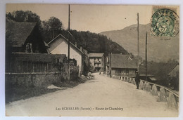 3 CPA Les Echelles - Vue Générale ; Route De Chambéry; Chemin Et Entrée Des Grottes. Circulée 1909 - Les Echelles
