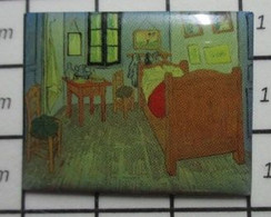 312B Pin's Pins / Beau Et Rare / PERSONNES CELEBRES / LA CHAMBRE DE VAN GOGH A ARLES - Space