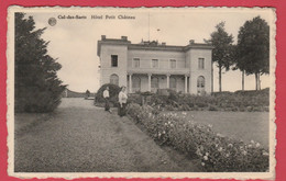 Cul-des-Sarts - Hôtel Petit Château ... Personnages - 1960 ( Voir Verso ) - Cul-des-Sarts