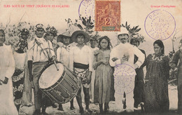 Polynésie Française - Iles Sous Le Vent Groupe D'indigènes - Oblitéré Papeete 1905 - Tambour - Carte Postale Ancienne - French Polynesia