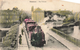France - Vierzon - Rue Voltaire- Colorisé - Librairie Poivert - Train à Vapeur - Animé - Carte Postale Ancienne - Vierzon