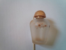 Miniature Yves Rocher ,Rose Ispahan,7,5 Ml, Vide. - Mignon Di Profumo (vuoti)