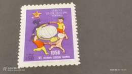 TÜRKEY--YARDIM PULLARI-1950- 60-   ÇOCUK ESİRGEME KURUMU  150K (*) - Unused Stamps