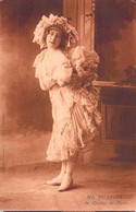 SPECTACLE - Artiste - Mlle JUANITA Du Casino De Paris - Mode - Carte Postale Ancienne - Artistas