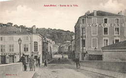 France - Saint Mihiel - Entrée De La Ville - Edit. A.L. - Animé - Hotel Moderne - Carte Postale Ancienne - Commercy