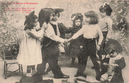 Enfant - Une Affaire D'honneur - Citation Valfé - Enfants Se Serrant La Main -  Carte Postale Ancienne - Grupo De Niños Y Familias