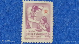 TÜRKEY--YARDIM PULLARI-1950-60-ÇOCUK ESİRGEME KURUMU   15K   (*) - Charity Stamps