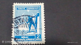 TÜRKEY--YARDIM PULLARI-1940-50- MİLLİ MÜDAFAA PULU 2K   DAMGALI - Timbres De Bienfaisance