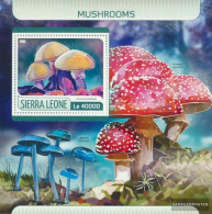 Sierra Leone Miniature Sheet 1240 (complete. Issue.) Unmounted Mint / Never Hinged 2017 Mushrooms - Sierra Leone (1961-...)