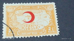 TÜRKEY--YARDIM PULLARI-1930-40  KIZILAY CEMİYETİ 2.50 PİASTRE  DAMGALI - Charity Stamps