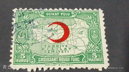 TÜRKEY--YARDIM PULLARI-1930-40  KIZILAY CEMİYETİ 5 PİASTRE  DAMGALI - Timbres De Bienfaisance